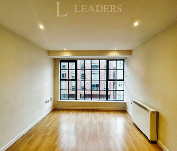 2 bedroom flat to rent - Photo 2