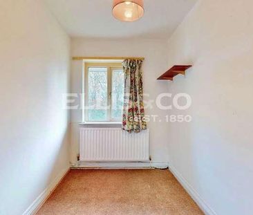 Costons Lane, Greenford, UB6 - Photo 1