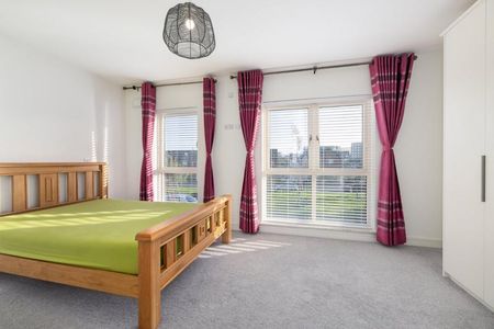 11 Edenbrook Grove Citywest Dublin 24 - Photo 5