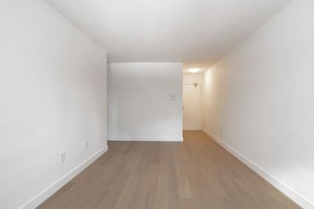 230 Oak Street - Photo 2