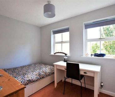 Livingstone Close, Oakham, LE15 - Photo 4