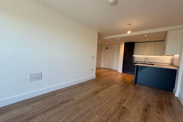 Burnt Mill, HARLOW - Photo 1