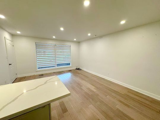 For Lease - 741 Proctor Road Unit# Upper, Burlington, Ontario - Photo 1