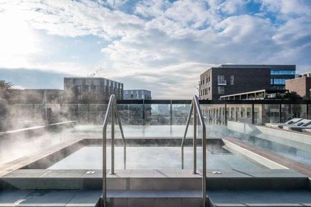 Bloom West, Nine Elms, Sw, Nine Elms, SW11 - Photo 2