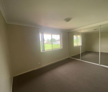 South Wentworthville - Photo 6