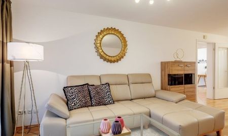 Calle Quart, Valencia, Valencian Community 46008 - Photo 5