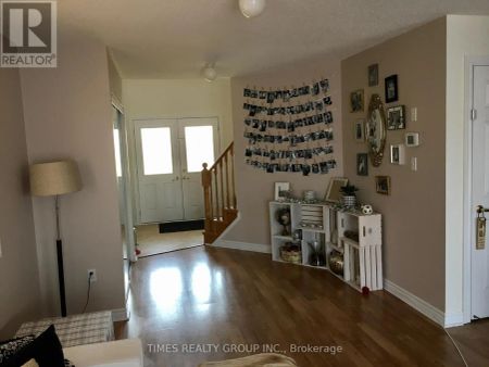 30 CLAIRE DRIVE - Photo 3