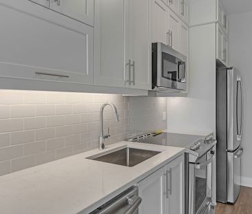 For Lease - 95 Dundas Street Unit# 126, Oakville, Ontario - Photo 6