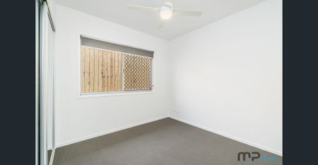 Stunning in Wondunna - Light & Airy + Solar - Photo 2