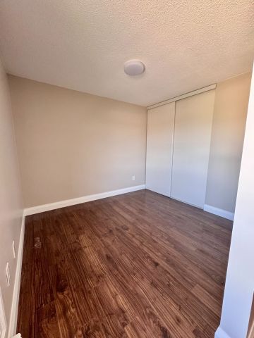 For Lease - 62 Bloor Street Unit# 1, Oshawa, Ontario - Photo 5