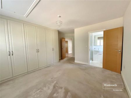 5 bedroom detached house to rent - Photo 4