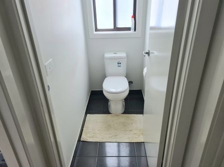 Cobblebank - Photo 4