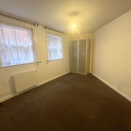 Flat 3, 5, Avenham Place, Preston - Photo 3