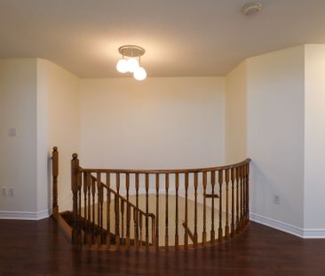 For Lease - 4302 Trail Blazer Way, Mississauga, Ontario - Photo 2