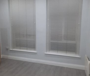 Studio Flat, Springbank Road, SE13 - Photo 1