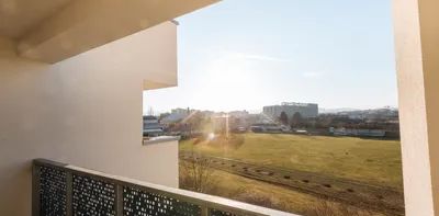 Erstbezug: Exklusive 2-Zimmer-Wohnung mit Südwest-Loggia - Photo 2