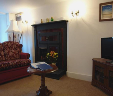 2 bedroom semi-detached house to rent - Photo 4