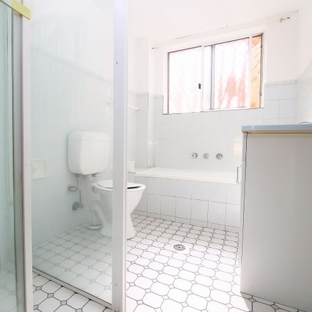 16/90 Brancourt Avenue - Photo 2