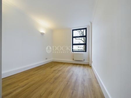 2 bed flat to rent in Burrells Wharf Square, London, E14 - Photo 2