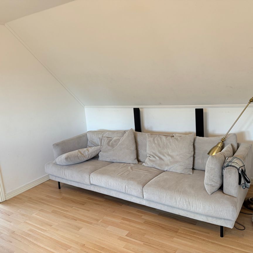 Vallstanäsvägen, Rosersberg - Foto 1