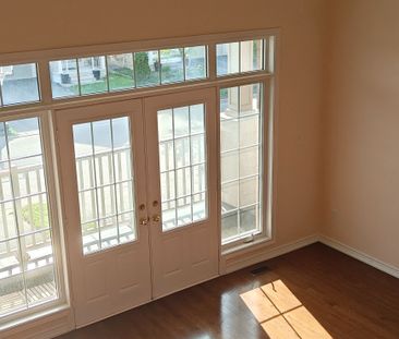 For Lease - 128 Glad Park Avenue, Whitchurch-Stouffville, Ontario - Photo 1
