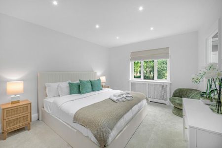 4 bedroom terraced house to rent - Photo 4