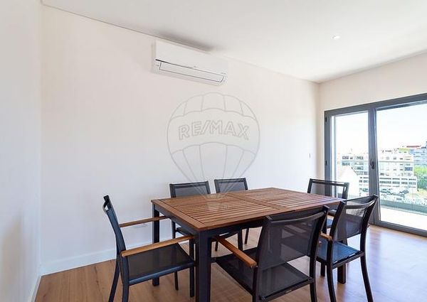 Apartamento T3 em Setúbal