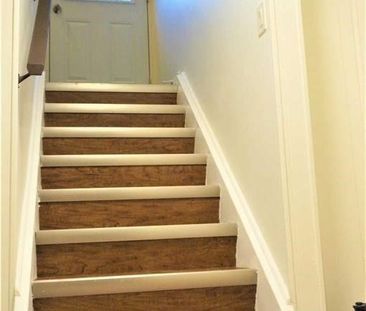 For Lease - 22 OTONABEE Avenue Unit# LOWER #B, Toronto, Ontario - Photo 2