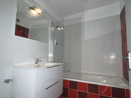 Location Appartement 3 pièces 61m² PERPIGNAN 66000 - Photo 3