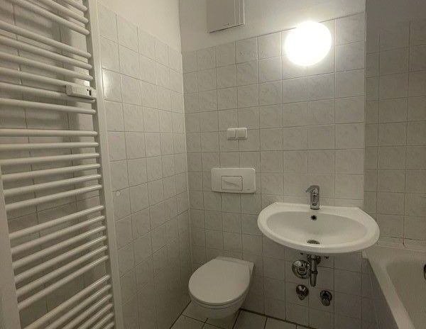 Da kommt man gern Heim. günstig geschnittene 2-Zi.-Wohnung - Photo 1