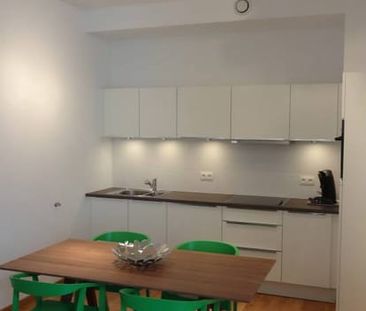 Appartement te huur - Photo 2
