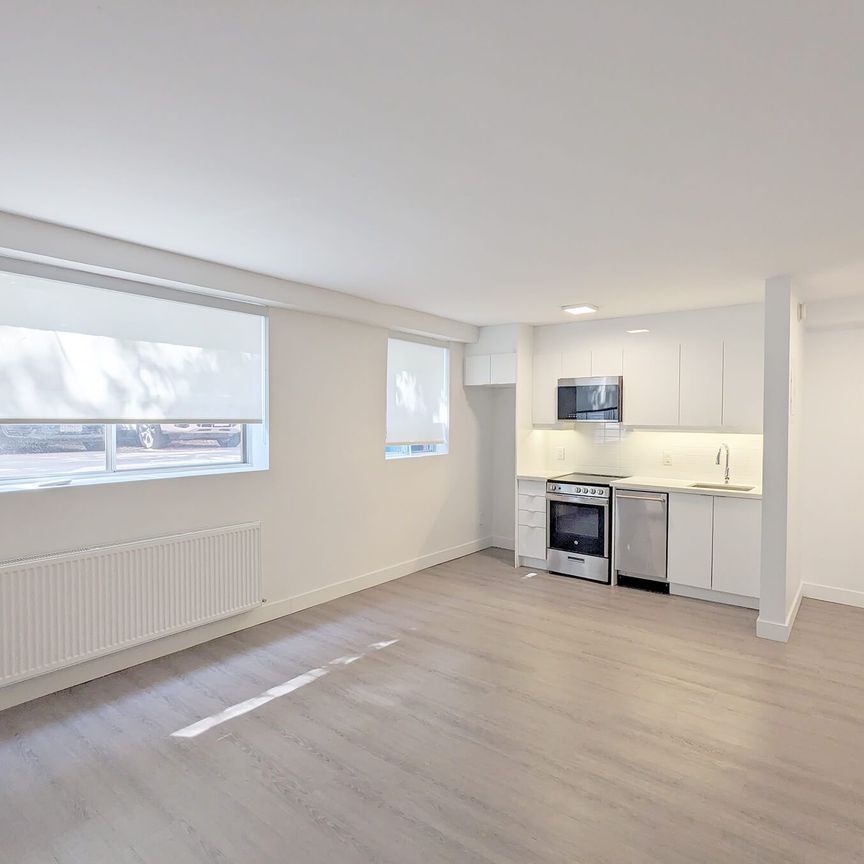 For Lease - 68 Fifteenth Street Unit# 8, Toronto, Ontario - Photo 1