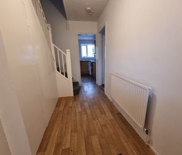 4 Bed Student Accommodation - Photo 4