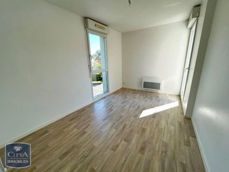 Appartement à louer 4 pièces 96.49m² - Photo 2