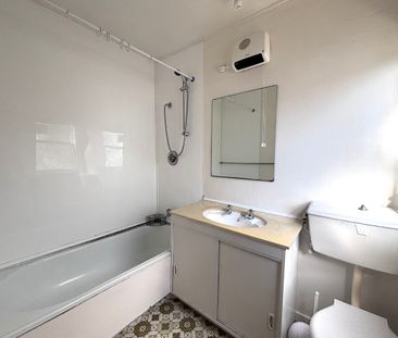 At home on Highgate - Photo 4