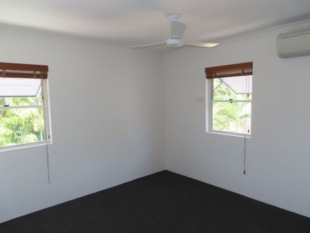 Top Floor Stylish Living - Photo 2