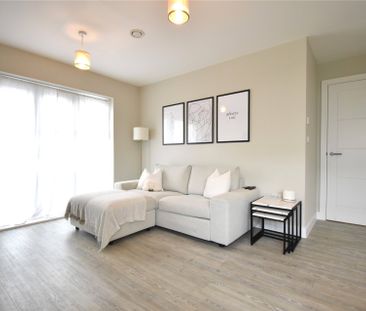 2 bedroom Flat in Bowman House, Farnborough - Photo 1