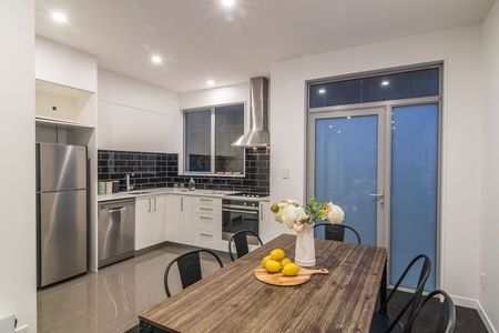 Island Bay Living - Photo 4