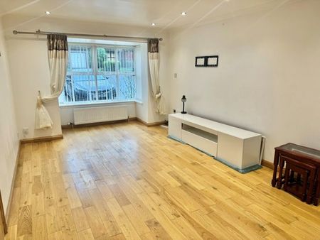 33 Wellside Road, AB15 8EE, Aberdeen - Photo 2