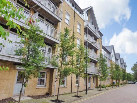 St Andrews Close, Canterbury - Photo 3