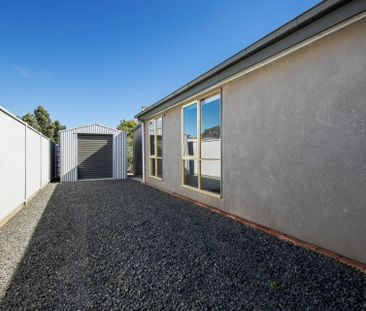 THREE BEDROOM FAMILY HOME - Photo 6
