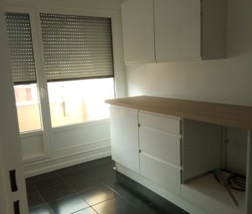 Apartment - Photo 2