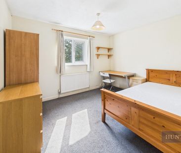 4 bedroom House To Let Total Size: 1238 SQ FT - Photo 5