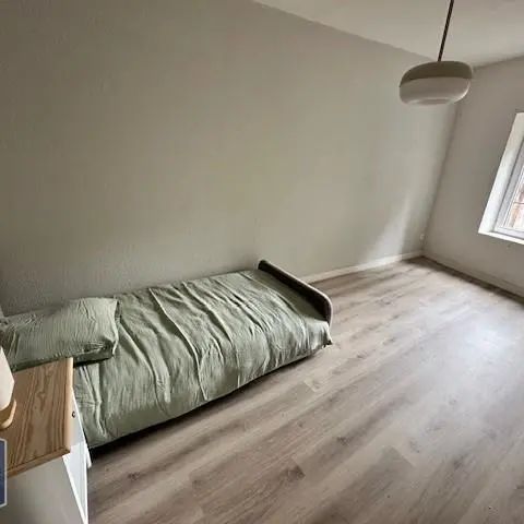 Appartement à louer 4 pièces 67.77m² - Photo 1