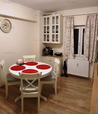 Apartament 3 camere in Ploiesti, zona ultracentrala - Fotografie 2