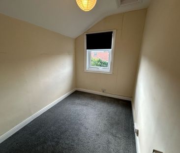 66 Howard Street - Photo 2