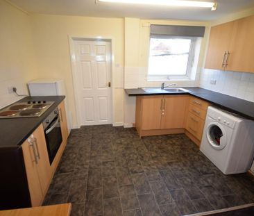 2 bedroom terraced house to rent - Photo 3