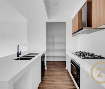 Stylish 4-Bedroom Family Home in Deanside - Photo 5