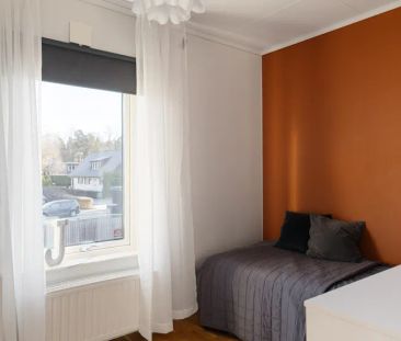 Visirvägen, Segeltorp - Photo 3