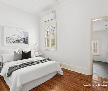 Character and convenience - Photo 1